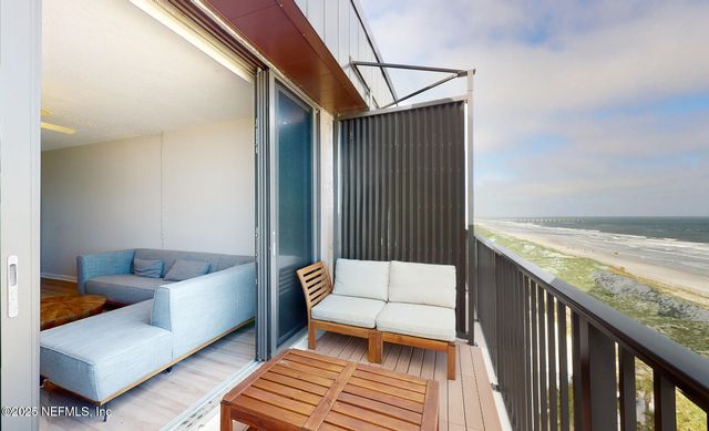 601 1ST Street 3G, Jacksonville Beach, FL 32250