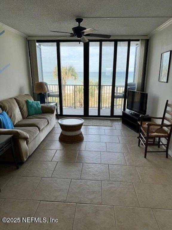 601 1ST Street 3G, Jacksonville Beach, FL 32250