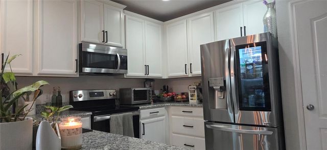 9394 OGLETHORPE DRIVE, Groveland, FL 34736