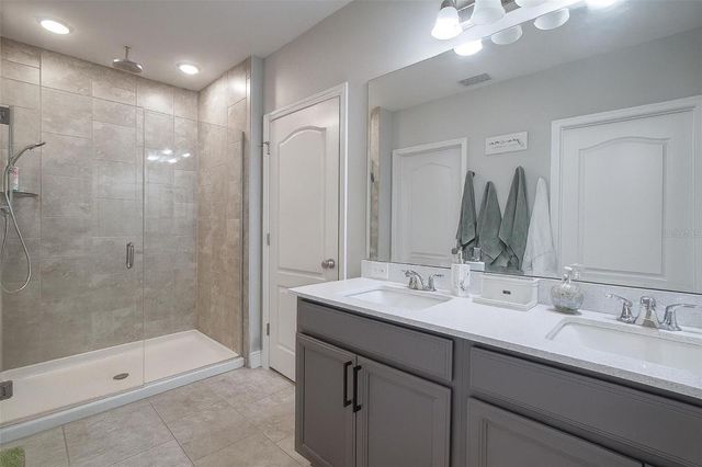 9394 OGLETHORPE DRIVE, Groveland, FL 34736