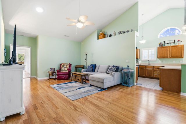 284 Archdale St., Myrtle Beach, SC 29588