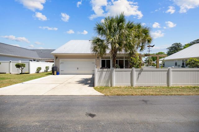 284 Archdale St., Myrtle Beach, SC 29588