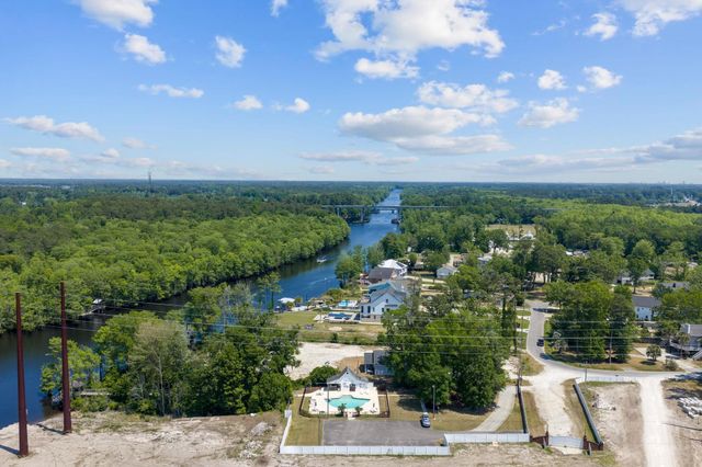 284 Archdale St., Myrtle Beach, SC 29588