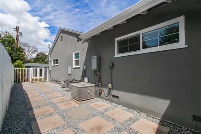 22031 W Galvez Street, Woodland Hills, CA 91364
