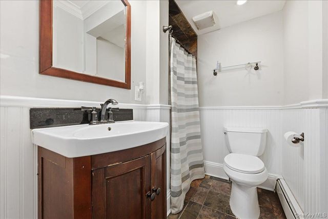 17 Norman Avenue, Amityville, NY 11701