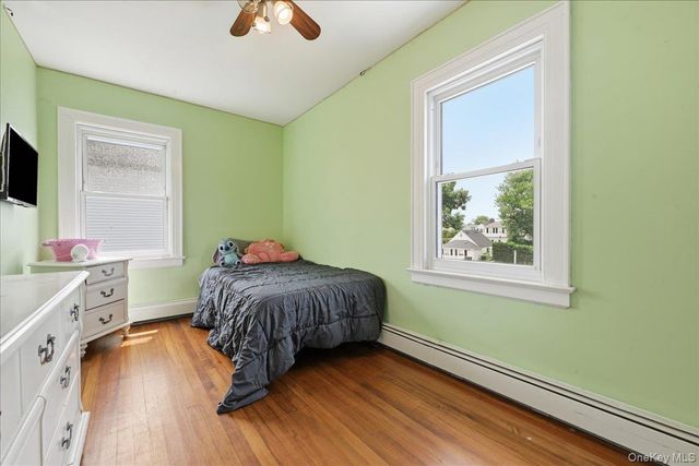 17 Norman Avenue, Amityville, NY 11701