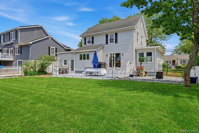 17 Norman Avenue, Amityville, NY 11701