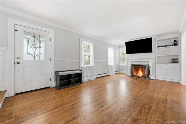 17 Norman Avenue, Amityville, NY 11701