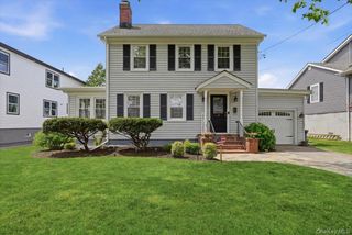 17 Norman Avenue, Amityville, NY 11701