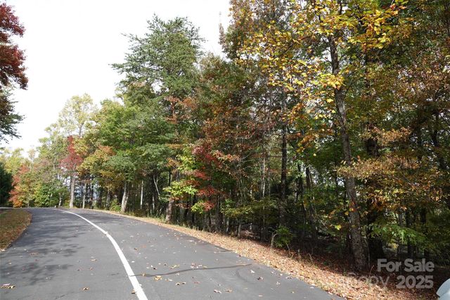 69 Adirondack Lane, Bostic, NC 28018