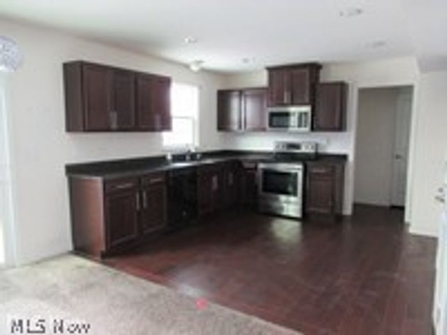 15117 Ruby Lane, Warrensville Heights, OH 44128
