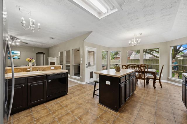 8218 Shady Ace Lane, Humble, TX 77346