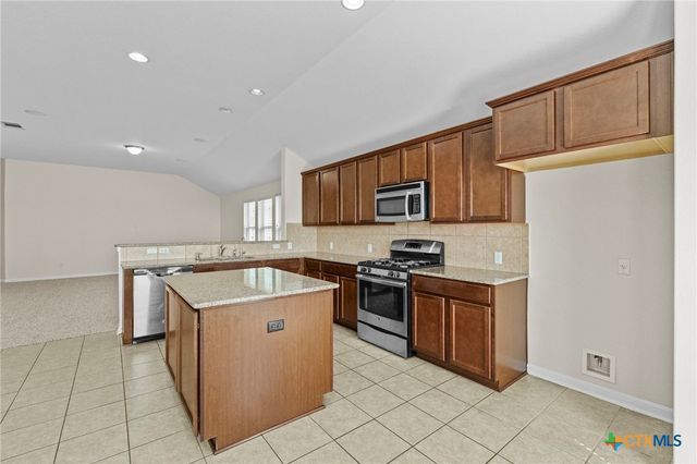 185 silver maple, Kyle, TX 78640