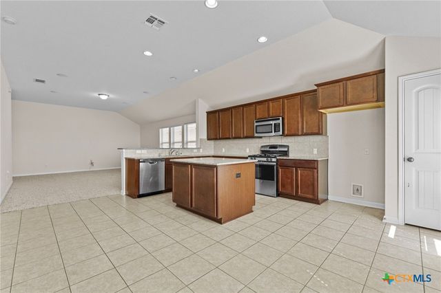 185 silver maple, Kyle, TX 78640