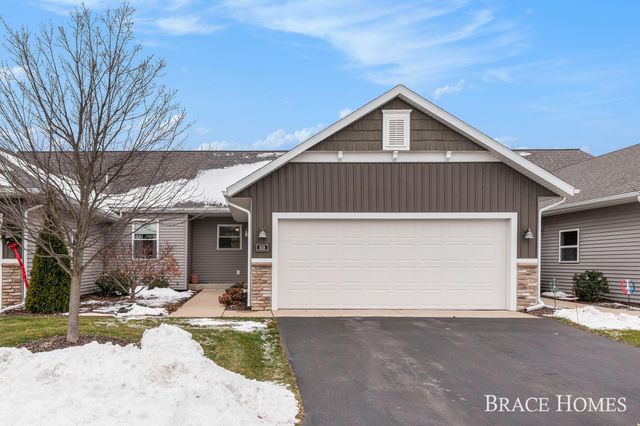 8119 Byron Creek Drive SW, Byron Center, MI 49315