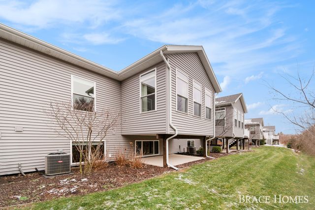 8119 Byron Creek Drive SW, Byron Center, MI 49315