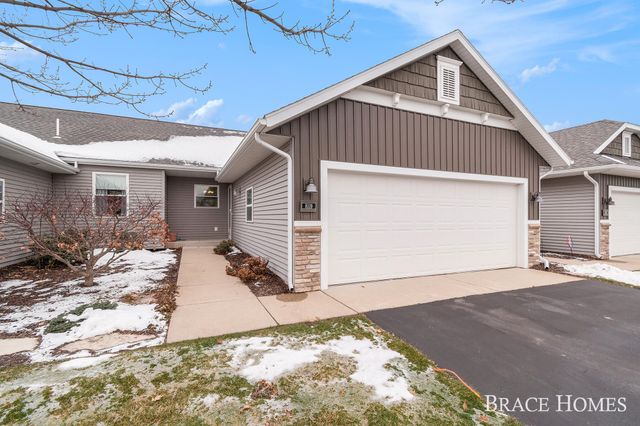 8119 Byron Creek Drive SW, Byron Center, MI 49315