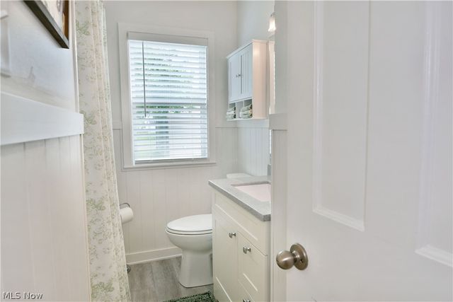 1239 Churchill Road, Lyndhurst, OH 44124