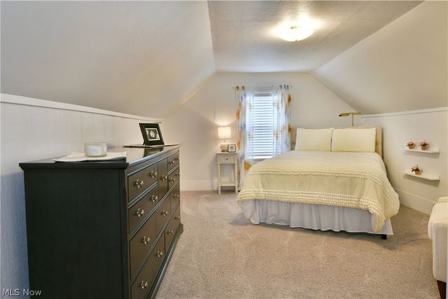 1239 Churchill Road, Lyndhurst, OH 44124