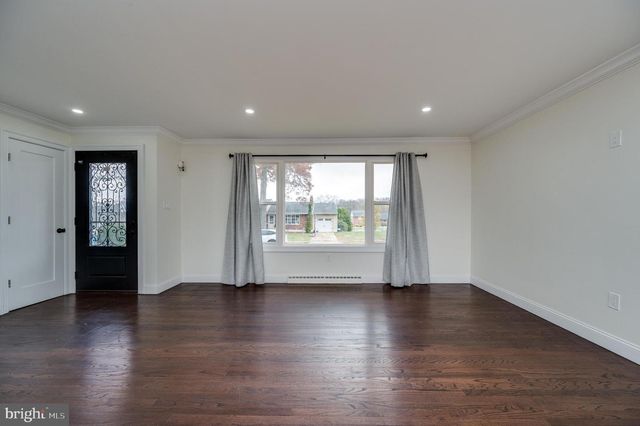 12 VISTA RD, Reading, PA 19610