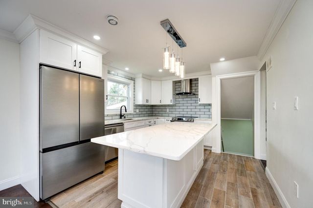 12 VISTA RD, Reading, PA 19610