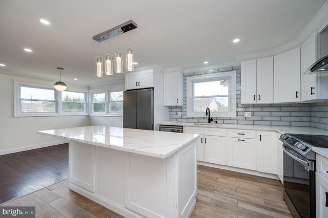 12 VISTA RD, Reading, PA 19610