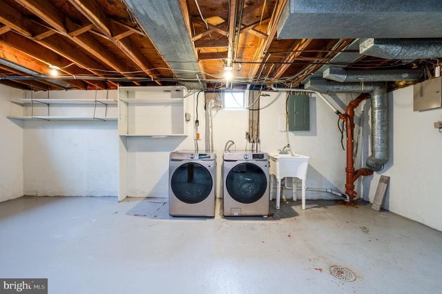 12 VISTA RD, Reading, PA 19610