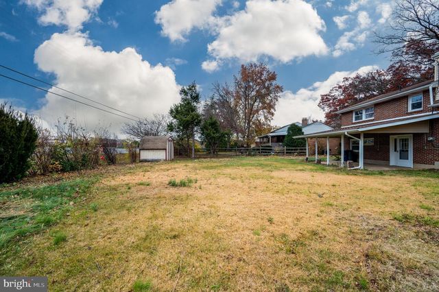 12 VISTA RD, Reading, PA 19610