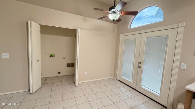 11344 W BARBARA Avenue, Peoria, AZ 85345