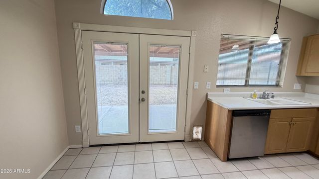 11344 W BARBARA Avenue, Peoria, AZ 85345