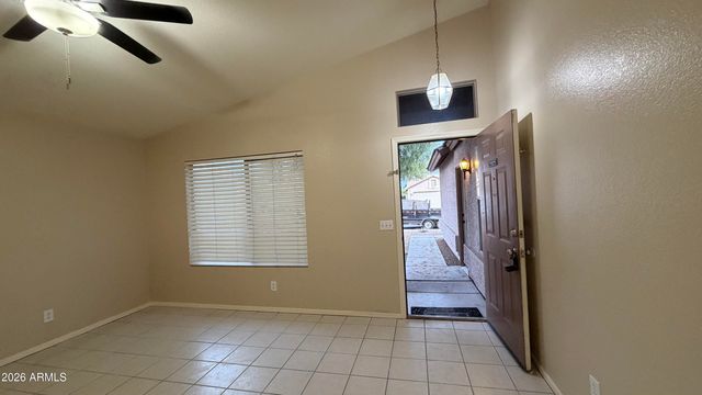 11344 W BARBARA Avenue, Peoria, AZ 85345