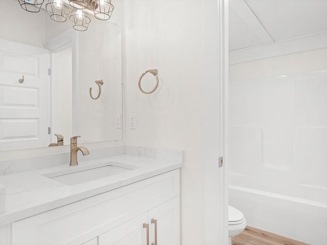 14 William St 4, Worcester, MA 01609