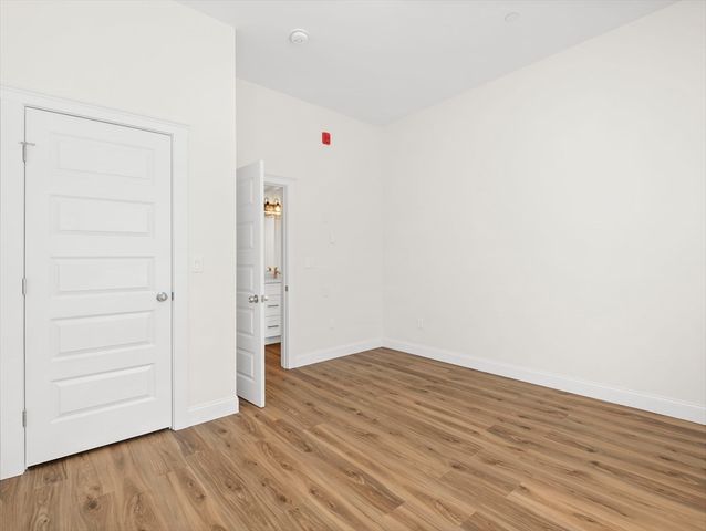 14 William St 4, Worcester, MA 01609