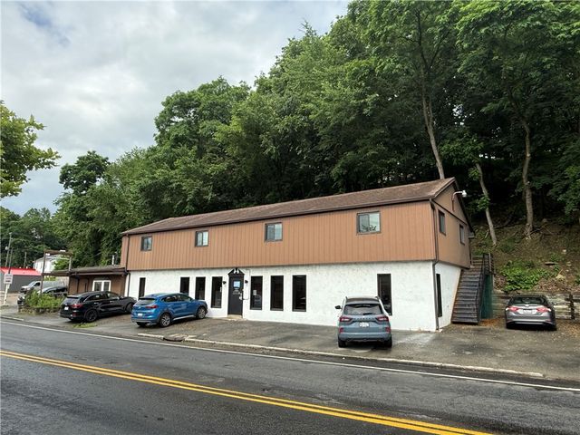 525 Allegheny River Blvd, Verona, PA 15147