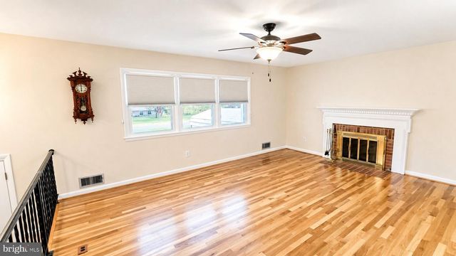 4231 CORCORAN ST, Alexandria, VA 22309