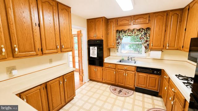 4231 CORCORAN ST, Alexandria, VA 22309
