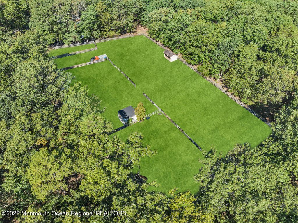 417 Basso Street, Jackson, NJ 08527