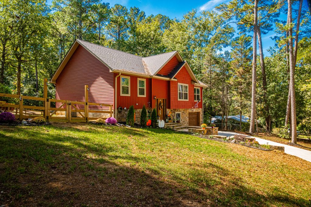 307 Park Street, Lafayette, GA 30728