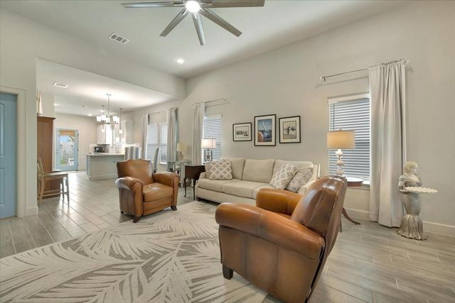 5314 Abbeville Court, Dickinson, TX 77539