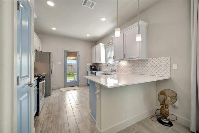 5314 Abbeville Court, Dickinson, TX 77539