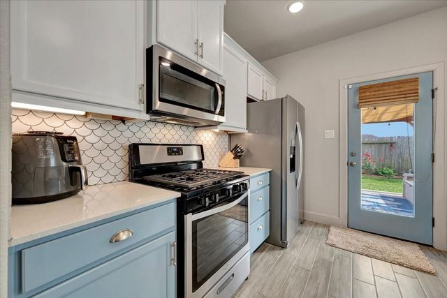 5314 Abbeville Court, Dickinson, TX 77539