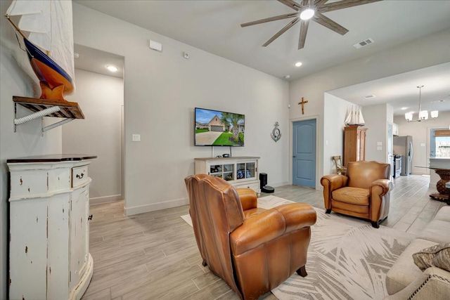 5314 Abbeville Court, Dickinson, TX 77539