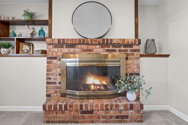 9117 31st Avenue N, New Hope, MN 55427