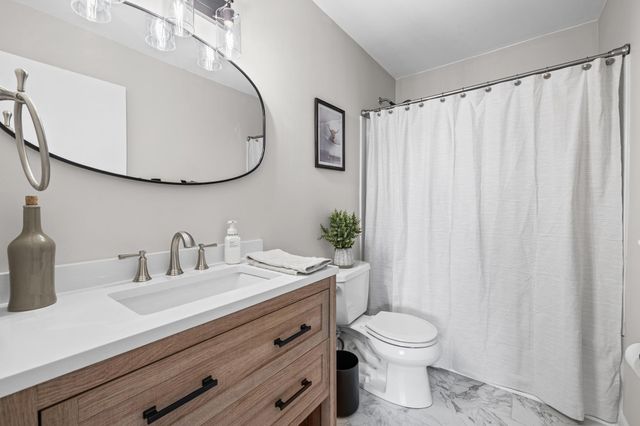 9117 31st Avenue N, New Hope, MN 55427