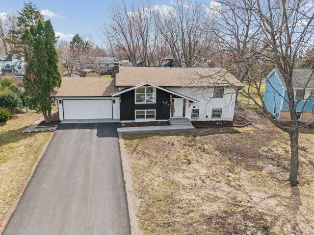 9117 31st Avenue N, New Hope, MN 55427