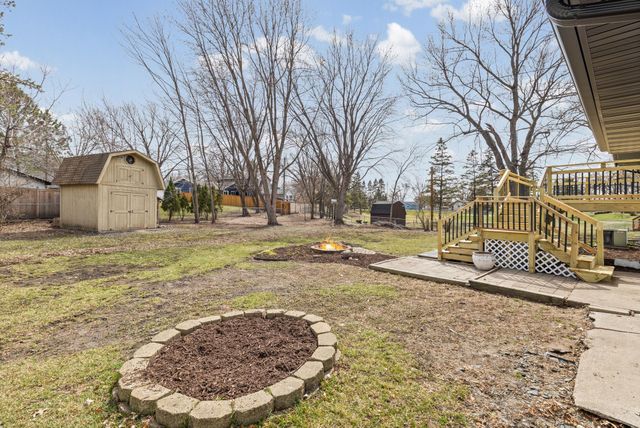 9117 31st Avenue N, New Hope, MN 55427