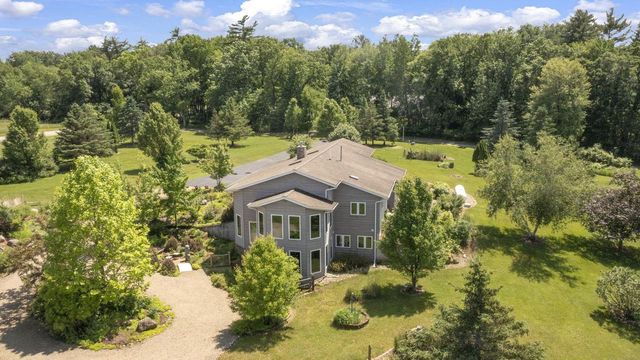 N8071 HATCH LAKE ROAD, Iola, WI 54945