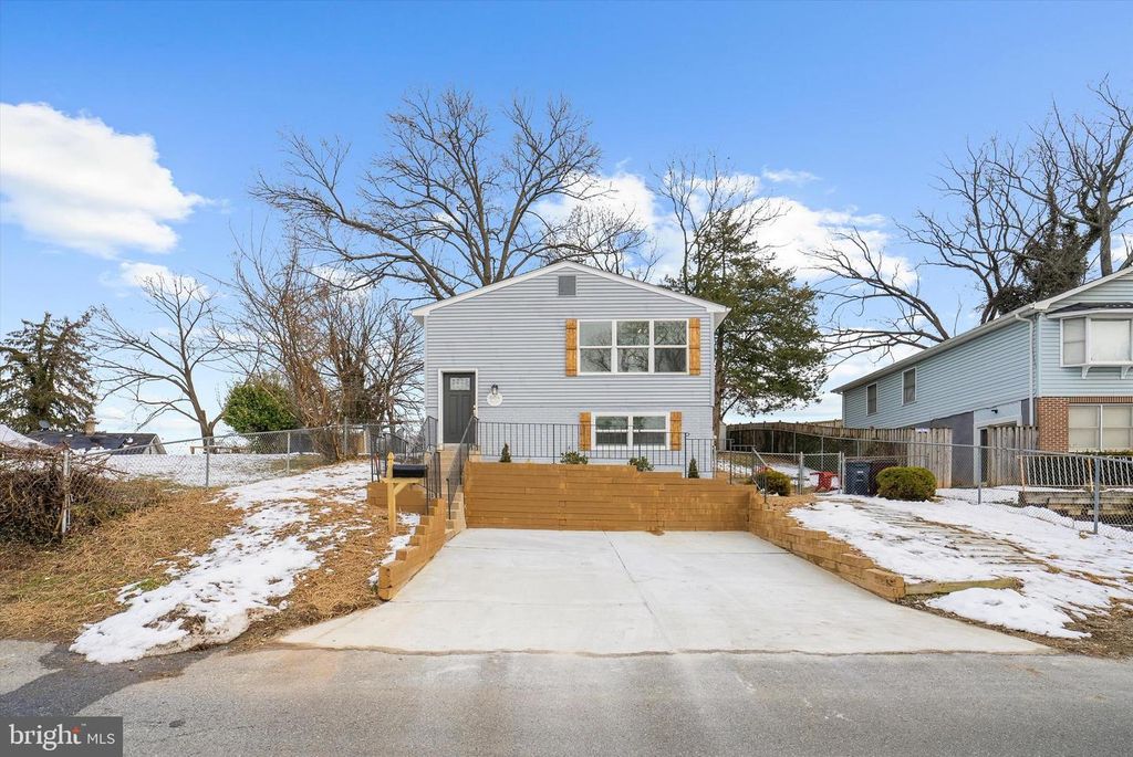 604 ELFIN AVE, Capitol Heights, MD 20743