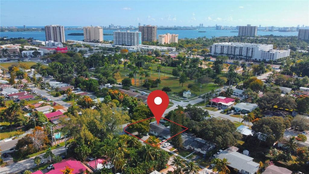 1396 NE 117th St 1396, Miami, FL 33161