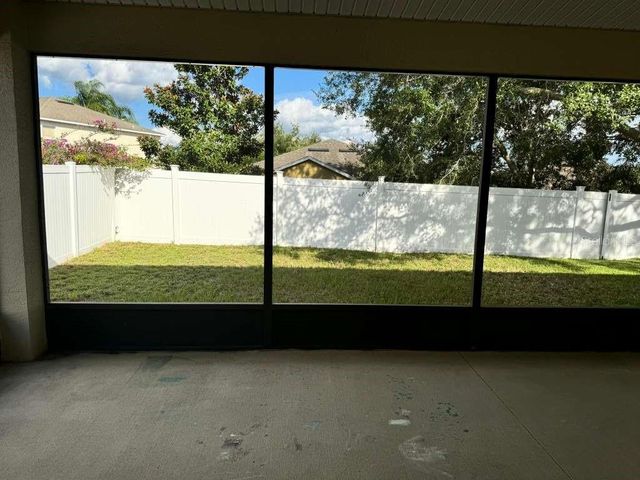 221 TOWERVIEW DRIVE E, Haines City, FL 33844